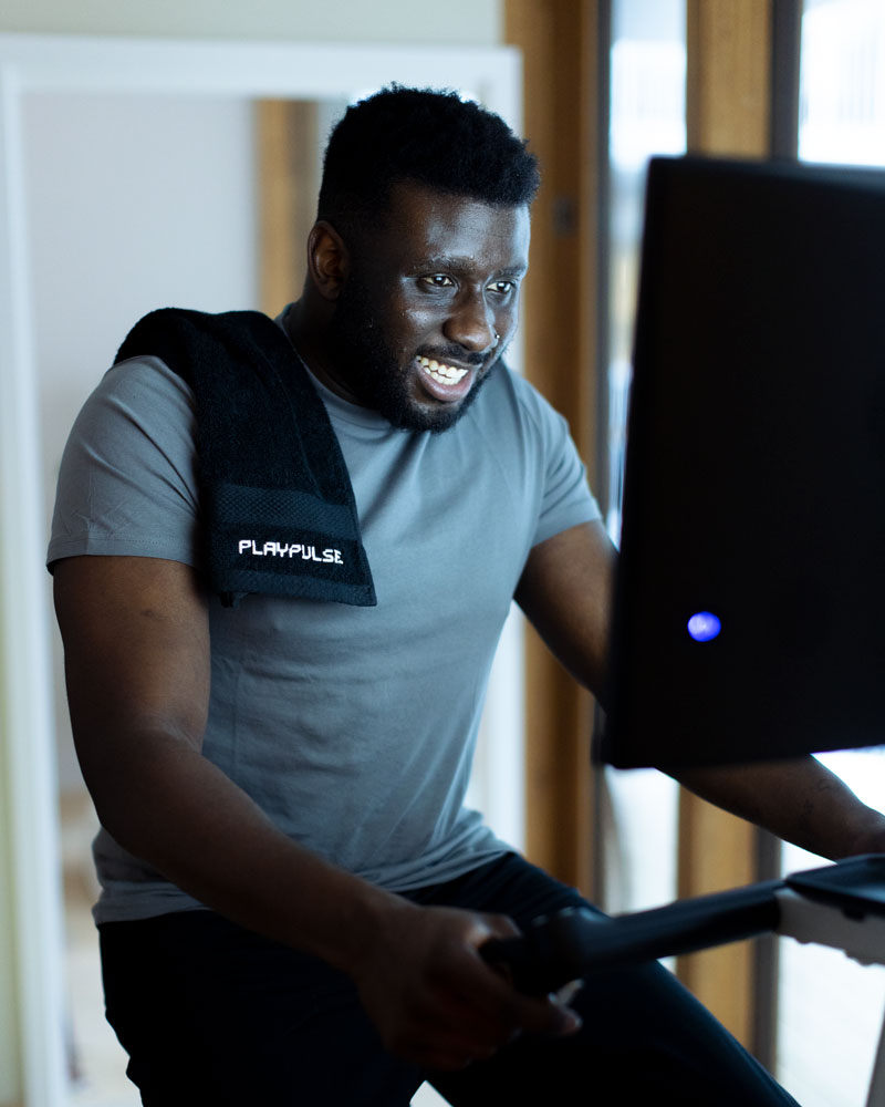 The best workout is one you look forward to. One you’ll do every time, because you enjoy it. We gamify the workouts to the point you don’t even realize it’s a workout. But make no mistake - it is! Gaming on the PlayPulse ONE is scientifically proven to match a good high intensity interval workout. In other words:
Gaming HIITs different.